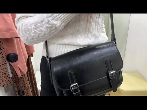 ❤️ Masturbasi umum tina jalang ngora FeralBerry sareng dildo di kamar pas porno keras dina su.pornsos-com.ru
